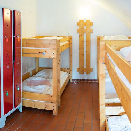 Subraum Hostel Росток Екстер'єр фото